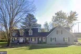 32 7th St, Shenandoah Junction, WV 25442 - Photo 1