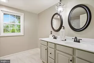32 7th St, Shenandoah Junction, WV 25442 - Photo 11