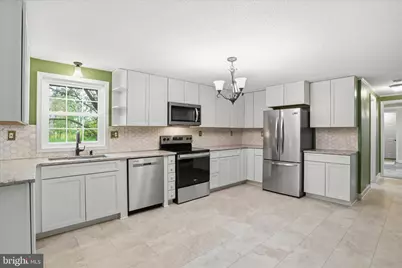 32 7th Street, Shenandoah Junction, WV 25442 - Photo 7