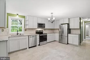 32 7th St, Shenandoah Junction, WV 25442 - Photo 7