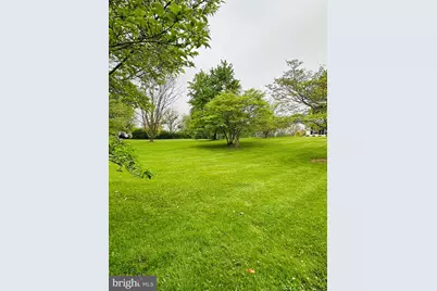 91 Prides Crossing, Shenandoah Junction, WV 25442 - Photo 5