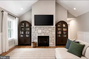 900 Bunny Ln, Harpers Ferry, WV 25425 - Photo 3
