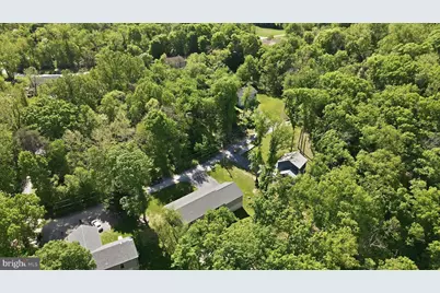 153 Chrissys Circle, Harpers Ferry, WV 25425 - Photo 33
