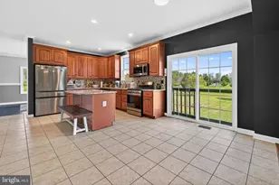 250 Paulas Cir, Kearneysville, WV 25430 - Photo 23