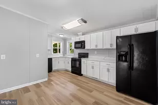 276 Walnut Hill Dr, Harpers Ferry, WV 25425 - Photo 9