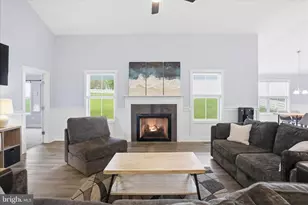 202 Naples Wy, Charles Town, WV 25414 - Photo 11