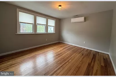 317 E 1st Avenue, Charles Town, WV 25414 - Photo 13