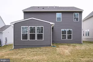 125 National St, Ranson, WV 25438 - Photo 9