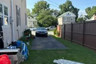 111 W 5th Ave, Ranson, WV 25438 - Photo 5