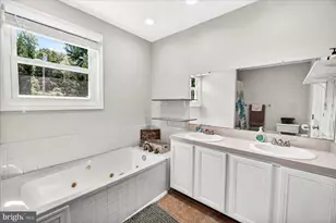 48 Persimmon Pear Ln, Harpers Ferry, WV 25425 - Photo 19