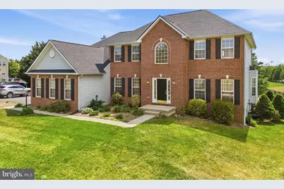 300 Spruce Hill Way, Charles Town, WV 25414 - Photo 3