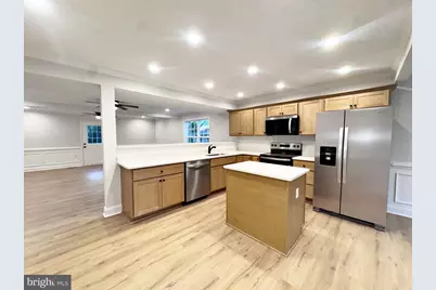 412 S Lawrence Street, Charles Town, WV 25414 - Photo 9