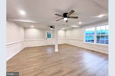 412 S Lawrence Street, Charles Town, WV 25414 - Photo 15