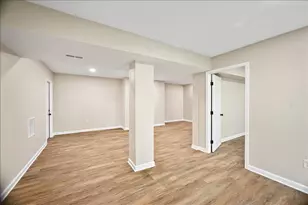291 Riverview Dr, Harpers Ferry, WV 25425 - Photo 37