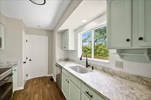 291 Riverview Dr, Harpers Ferry, WV 25425 - Photo 21