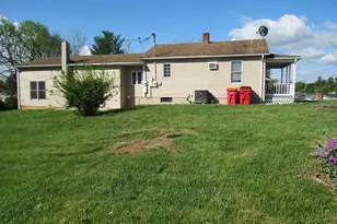 203 W 5th Ave, Ranson, WV 25438 - Photo 3