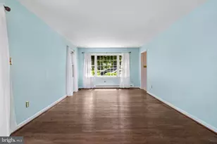 355 Pointfield Dr, Harpers Ferry, WV 25425 - Photo 7
