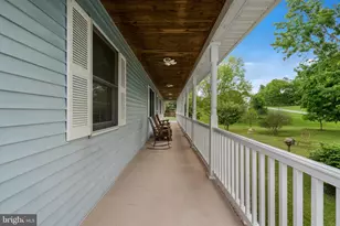 101 Veronica Ln, Charles Town, WV 25414 - Photo 3