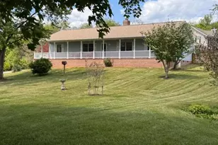 101 Veronica Ln, Charles Town, WV 25414 - Photo 5