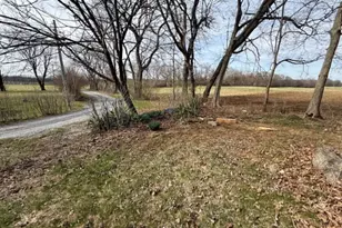 376 Logie Ln, Kearneysville, WV 25430 - Photo 5