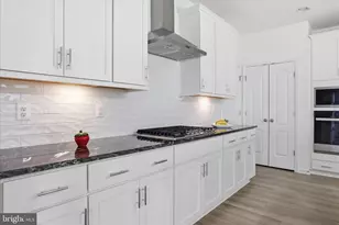 125 Payne St, Charles Town, WV 25414 - Photo 7