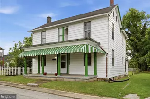 309 W Academy St, Charles Town, WV 25414 - Photo 23
