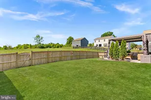 128 Centergate Dr, Charles Town, WV 25414 - Photo 37