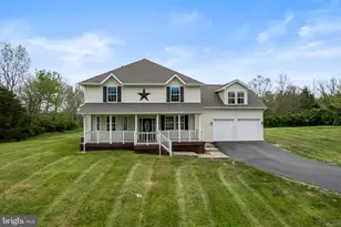 64 Sunflower Dr, Kearneysville, WV 25430 - Photo 3