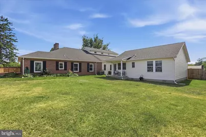 297 Euclid Avenue, Charles Town, WV 25414 - Photo 3