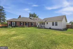 297 Euclid Ave, Charles Town, WV 25414 - Photo 3