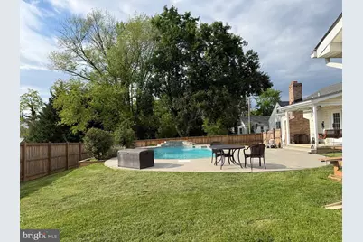 297 Euclid Avenue, Charles Town, WV 25414 - Photo 5
