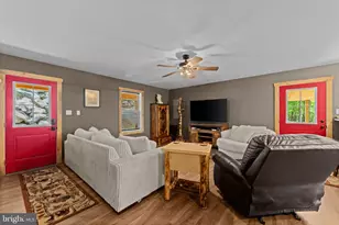 194 Black Bear Trail, Harpers Ferry, WV 25425 - Photo 9