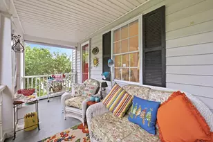 427 E Congress St, Charles Town, WV 25414 - Photo 5