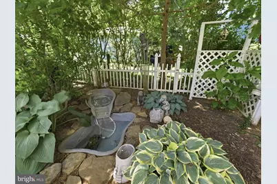 427 E Congress Street, Charles Town, WV 25414 - Photo 33