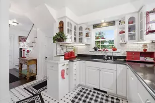 427 E Congress St, Charles Town, WV 25414 - Photo 9