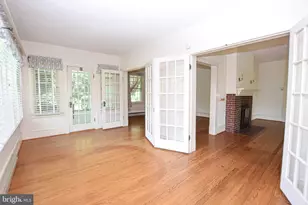 432 S Church St, Shepherdstown, WV 25443 - Photo 7