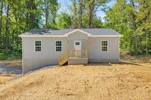 358 Dawn Ln, Harpers Ferry, WV 25425 - Photo 1