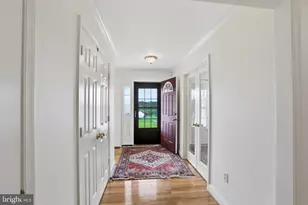 33 Eldridge Ln, Charles Town, WV 25414 - Photo 5