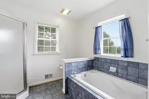 33 Eldridge Ln, Charles Town, WV 25414 - Photo 13