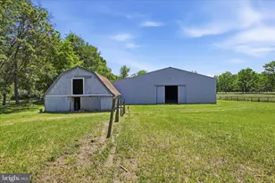 1381 Leetown Rd, Summit Point, WV 25446 - Photo 57