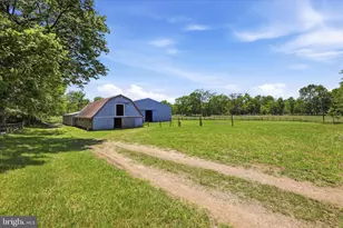 1381 Leetown Rd, Summit Point, WV 25446 - Photo 67