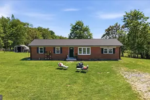 1381 Leetown Rd, Summit Point, WV 25446 - Photo 5