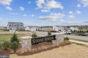 54 Fortuna Rd, Charles Town, WV 25414 - Photo 3