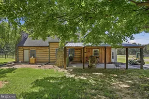 592 Willingham Rd, Charles Town, WV 25414 - Photo 3
