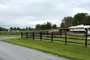 592 Willingham Rd, Charles Town, WV 25414 - Photo 3