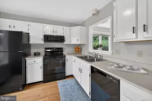 122 Hensel Dr, Shepherdstown, WV 25443 - Photo 15