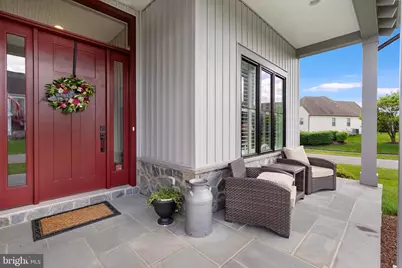 511 Shenandoah Crossing Drive, Charles Town, WV 25414 - Photo 7
