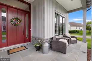 511 Shenandoah Crossing Dr, Charles Town, WV 25414 - Photo 7
