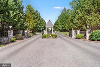 511 Shenandoah Crossing Drive, Charles Town, WV 25414 - Photo 47