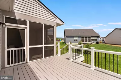 511 Shenandoah Crossing Drive, Charles Town, WV 25414 - Photo 5